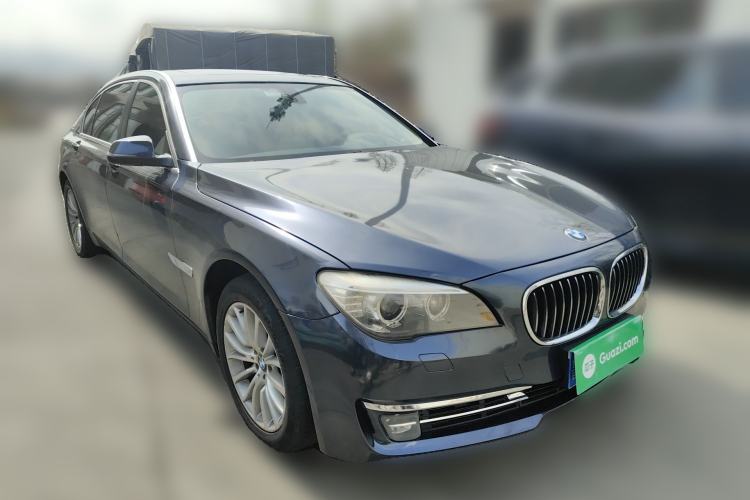 Used BMW 7 Series 2013 740Li Leading Model Front Right 45 Deg