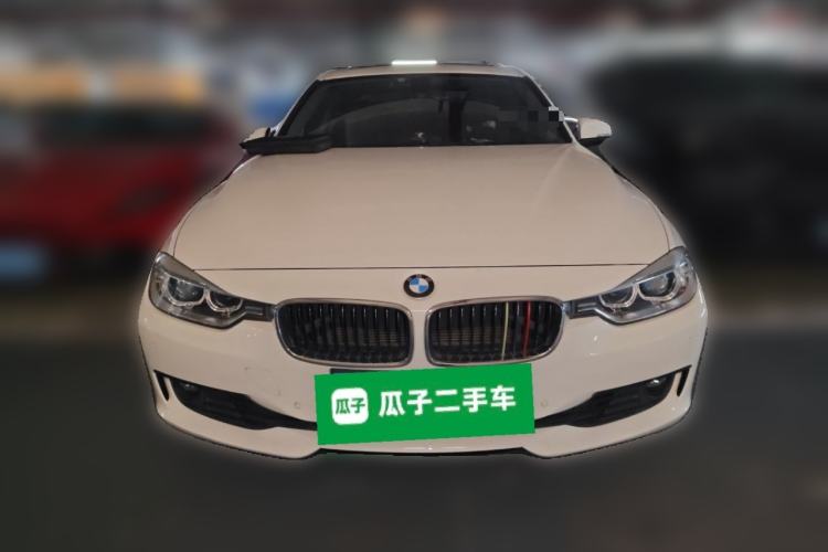 Used BMW 3 Series 2015 320i Luxury Line Stylish Edition