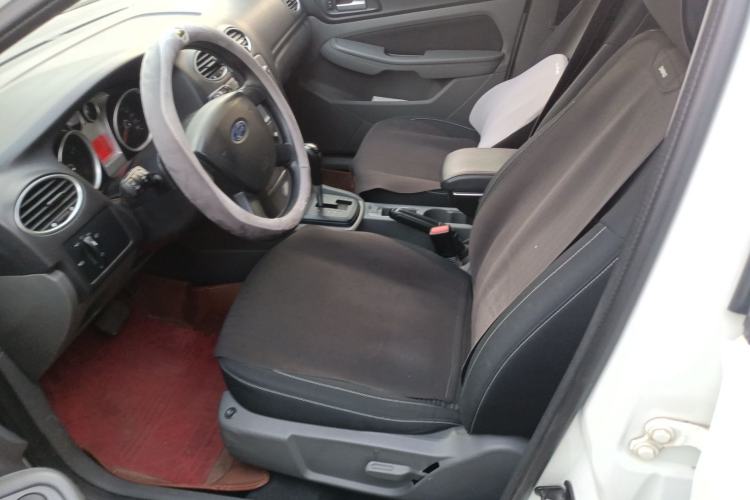 Used Ford Focus 2013 Hatchback Classic 1.8L Automatic Base Model