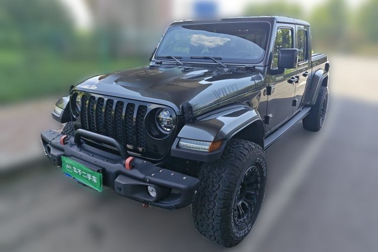 Used Jeep Gladiator Jeep Gladiator 3.6L Four-Seat Automatic Light Duty Multi-Purpose Truck Guazi used car, China used car export, Used car for sale, Used  cars, Cheapest cars for sale
