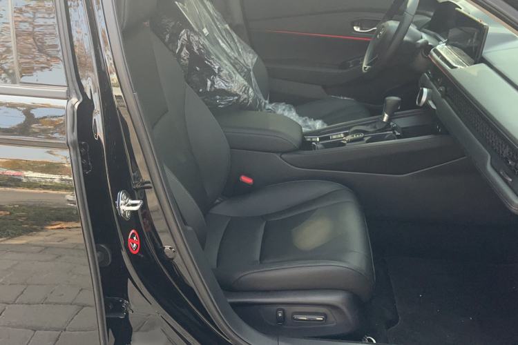 Used Honda Accord 2025 Sport Series 260TURBO Luxury Edition Right Front Seat