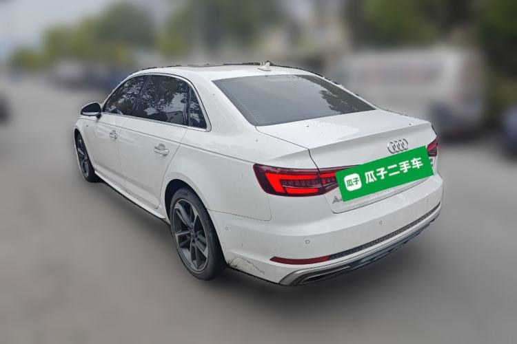 Used Audi A4L 2019 40 TFSI Fashion Edition China VI Emission Standard