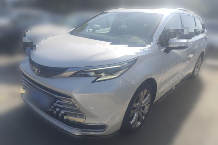 Used Toyota Sienna 2024 2.5L Hybrid Platinum Edition