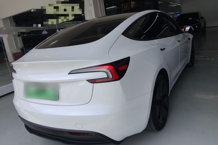 Used Tesla Model 3 2023 Rear-Wheel-Drive Version
