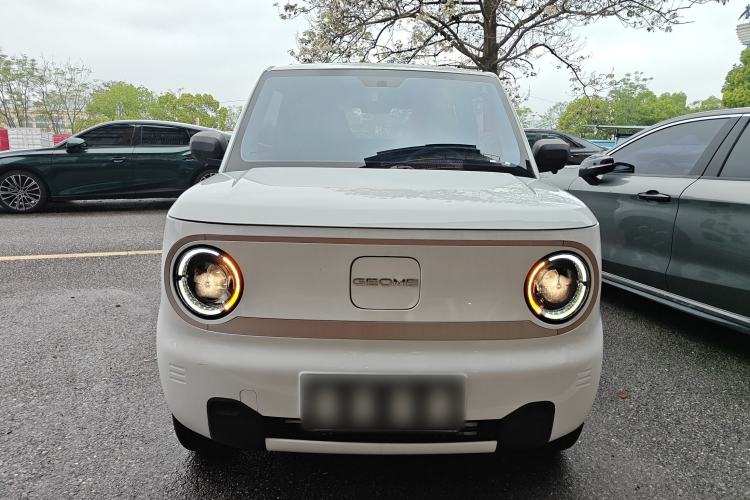 Used Geely Galaxy Panda 2023 Panda Mini 200km Endurance Bear Front