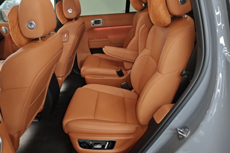 Used Li Auto L8 2025 Max Smart Refresh Edition