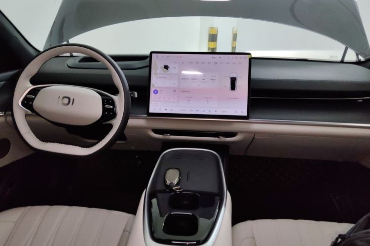 Used CHANGAN NEVO A07 2025 Pure Electric "True Fragrance" Edition 625 Flagship Model Center Console