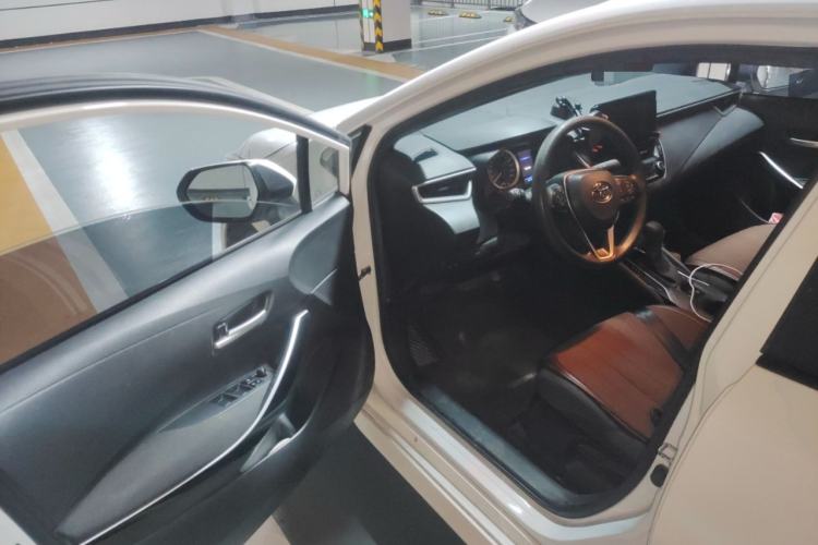 Used Toyota Levin 2022 Dual-Motor 1.8H E-CVT Leading Edition
