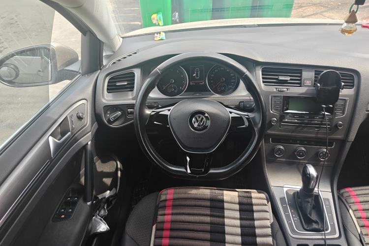 Used Volkswagen Golf 2015 1.4TSI Automatic Comfort Model