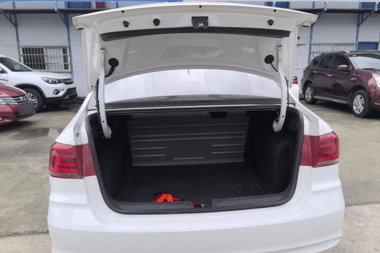 Used Volkswagen Santana 2018 1.5L Manual Fashion Edition Trunk