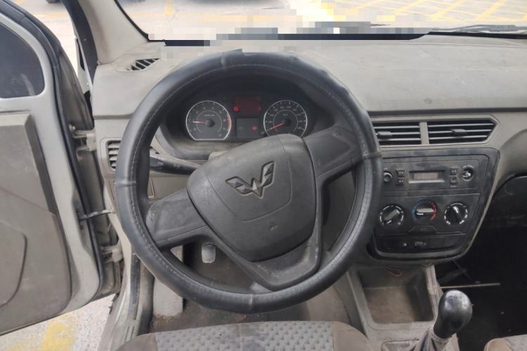 Used Wuling Zhiguang V 2017 1.2L Base Version LMH
