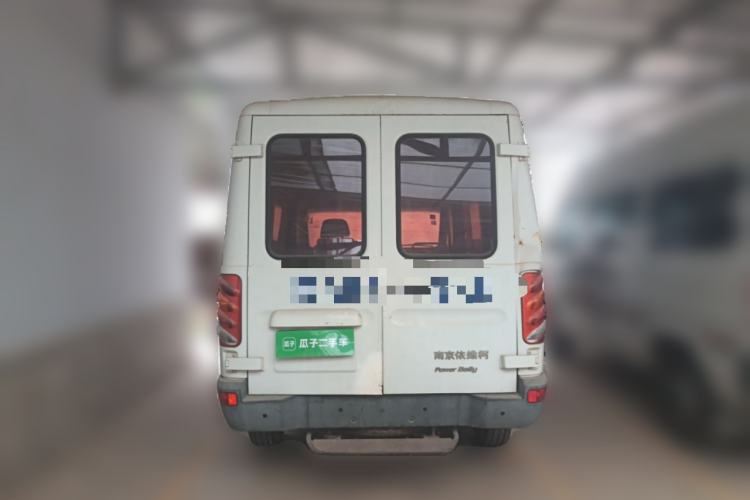 Used Iveco Power Daily 2013 2.5T-A37 Dual-Purpose Low-Roof Van
