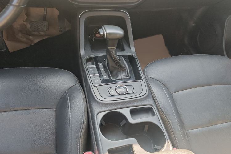 Used Qoros 5 2018 Revised Version 1.6T Automatic Leading Edition