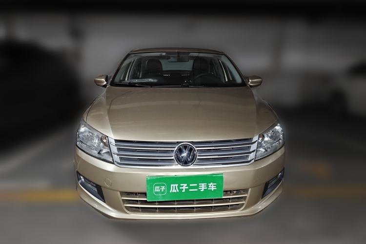 Used Volkswagen Santana 2013 1.6L Automatic Comfort Edition Front