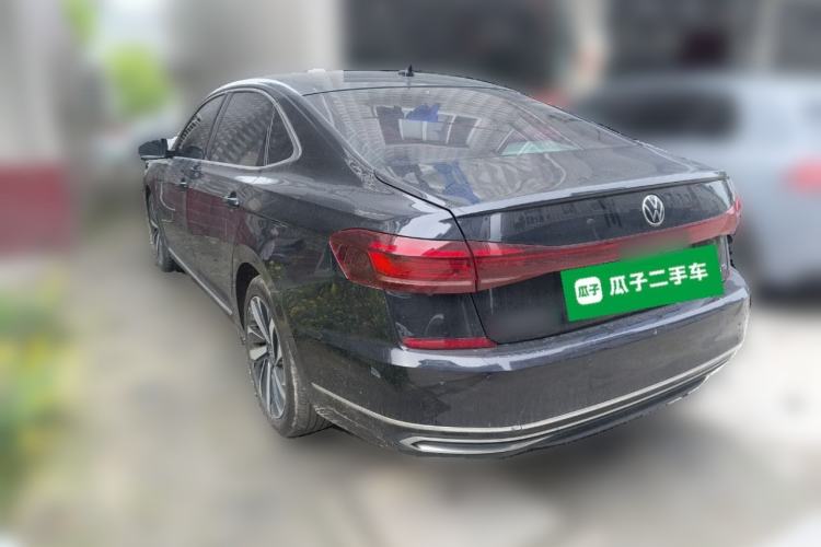 Used Volkswagen Passat 2022 330TSI Starry Elite Edition Rear Left 45 Deg