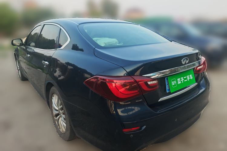 Used Infiniti Q70 2017 Q70L 2.5L Enjoyment Edition
