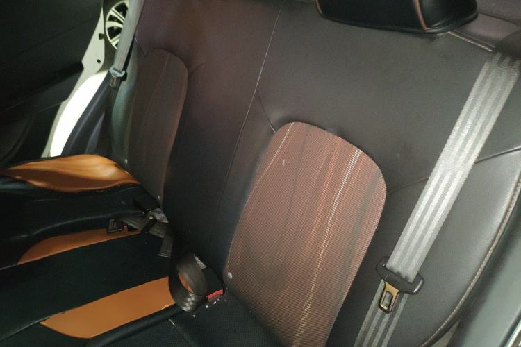 Used Chevrolet Sail 2013 Sedan 1.4L Manual - Youyi Happiness Edition Left Rear Seat