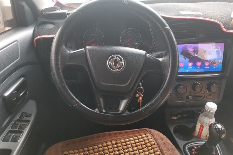 Used Dongfeng Fengon 330 2014 1.5L Manual Standard Edition DK15-02
