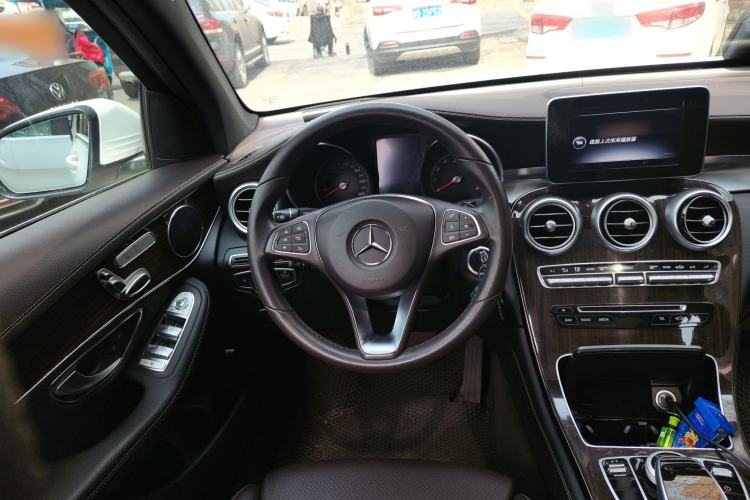 Used Mercedes-Benz GLC 2017 GLC 260 4MATIC Dynamic Edition
