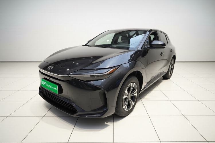 Used Toyota FAW bZ4X 2022 Two-Wheel-Drive Long-Range JOY Edition Front Left 45 Deg