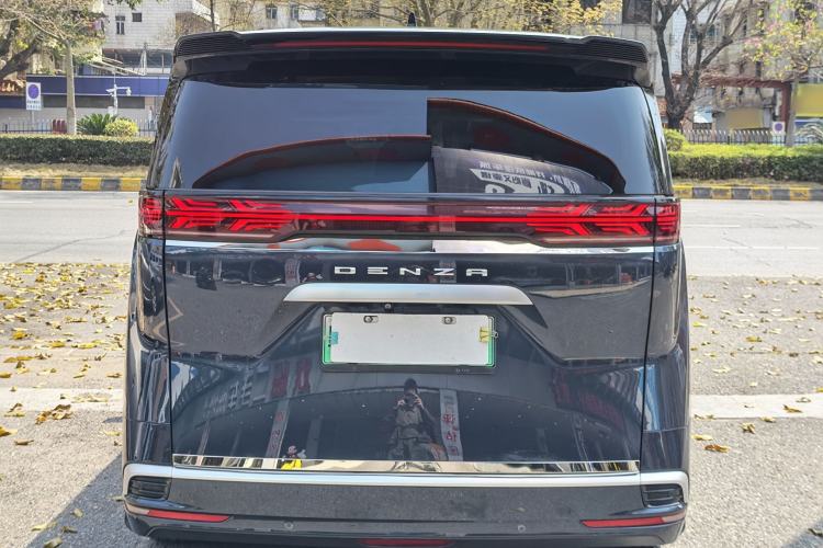 Used Denza D9 2022 DM-i 970 Four-Wheel Drive Flagship Model