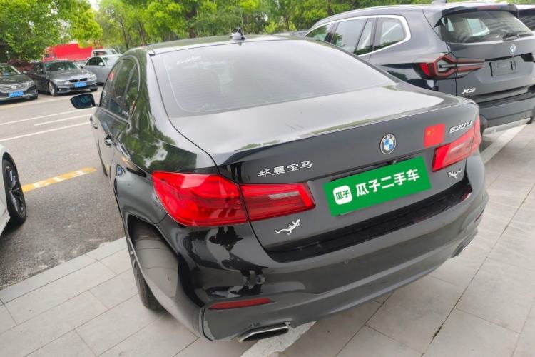 Used BMW 5 Series 2019 Facelifted 530Li Leading Edition M Sport Package
