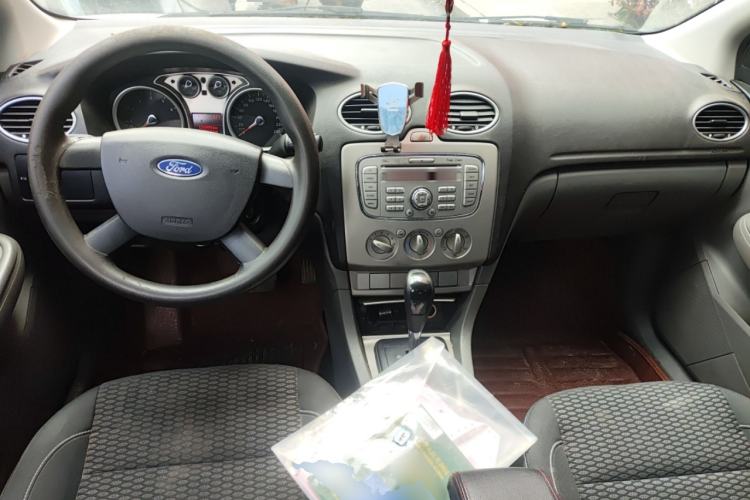 Used Ford Focus 2013 Hatchback Classic 1.8L Automatic Base Model
