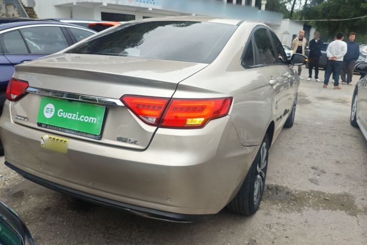 Used Geely Auto Emgrand GL 2020 1.5T DCT Luxury Model Exterior 3