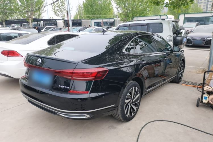 Used Volkswagen Passat 2022 330TSI Starry Luxury Edition Rear Right 45 Deg