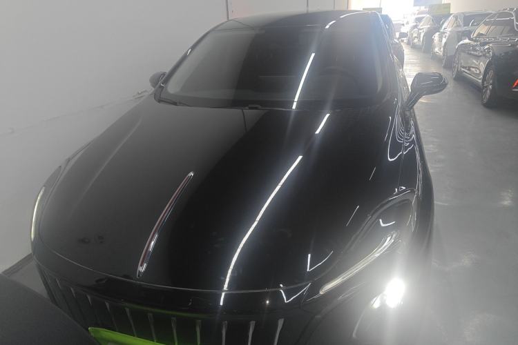 Used Hongqi E-QM5 2023 Base Travel Edition Front