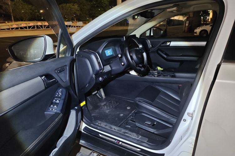 Used BYD Tang 2019 2.0T Automatic SmartConnect Luxury Version 5 Seats China VI Standard
