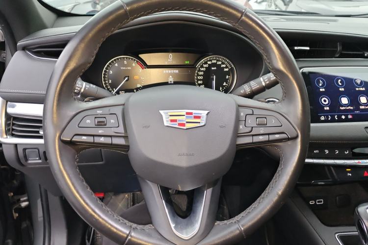 Used Cadillac XT4 2018 28T Two-Wheel Drive Tech Version