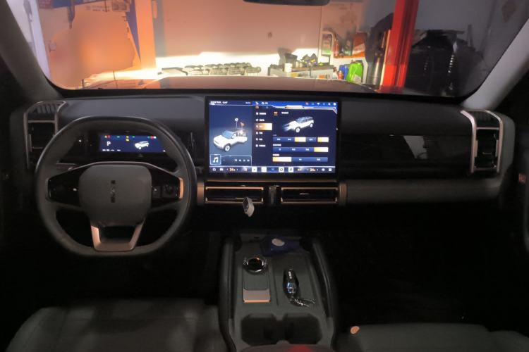 Used iCAR 03 2024 472km Four-Wheel Drive Long-Range Version