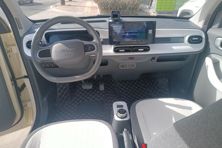 Used Geely Galaxy Panda 2025 210 km – Yuanqi Bear