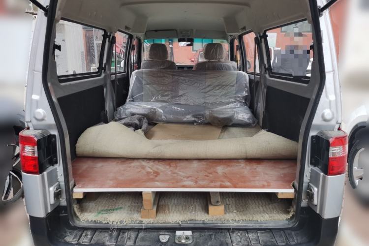 Used Jinbei Hiace X30 2023 1.5L Wealthy-Style Passenger Van 5/6/7-Seater Non-Air-Conditioned Version SWC15M
