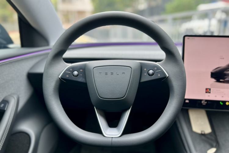 Used Tesla Model 3 2025 Rear-Wheel-Drive Version Interior 4