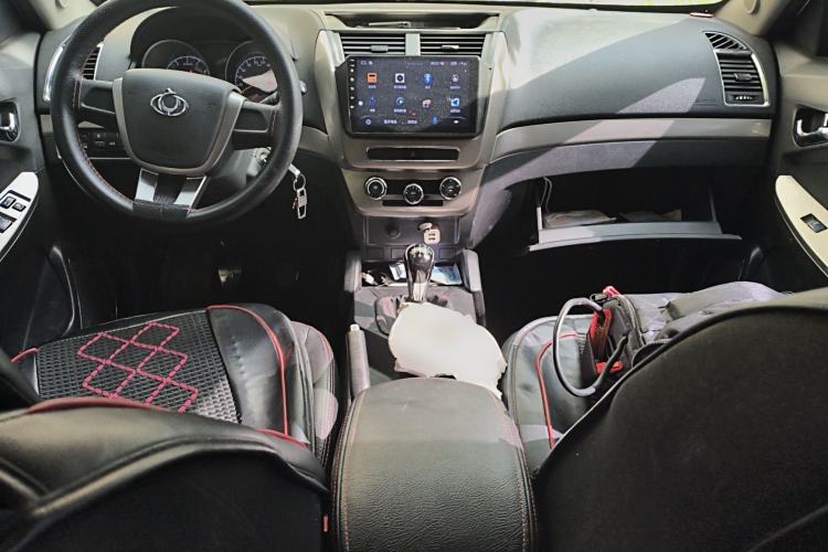 Used Geely Auto GX7 2014 1.8L Manual Value Edition Center Console