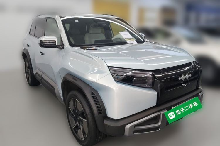 Used Formula Leopard Titanium 3 2025 501KM All-Wheel Drive Intelligent Driving Ultra Version
