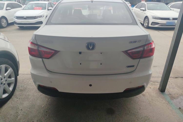 Used Changan Alsvin V7 2015 1.6L Automatic Enjoyment Model China IV Standard
