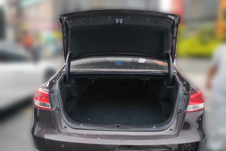 Used Zotye Z700 2016 1.8T DCT Luxury Model
