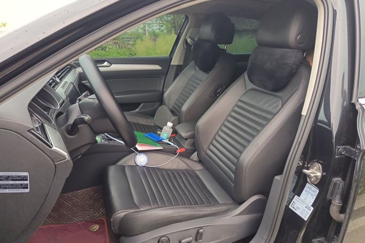 Used Volkswagen Magotan 2017 330TSI DSG Leading Model Left Front Seat