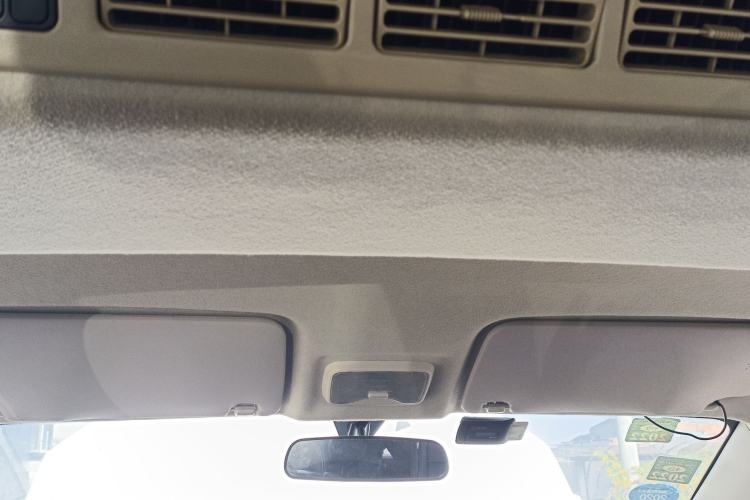 Used Dongfeng Fengon 330 2016 1.5L Manual Enjoyment Model DK15 Headliner