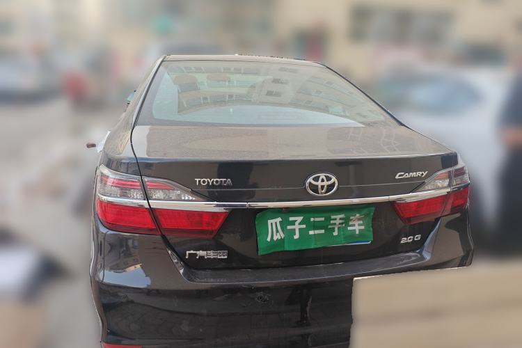 Used Toyota Camry 2016 2.0G 10th Anniversary Leading Edition
