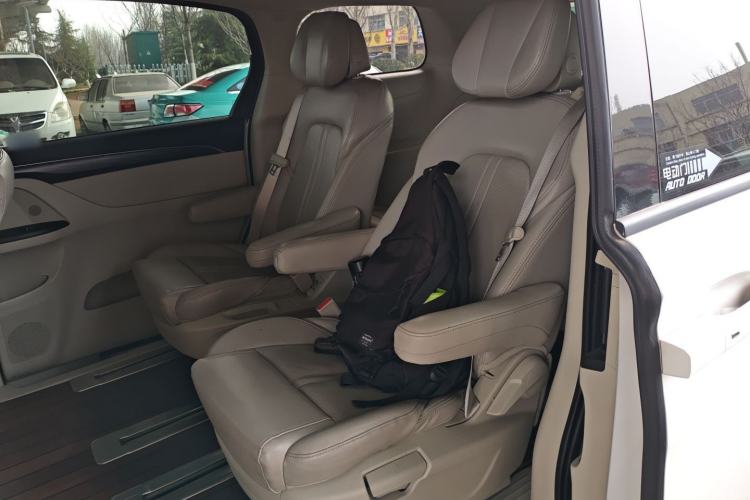 Used Buick GL8 2021 ES Landtrek 653T Comfort Edition