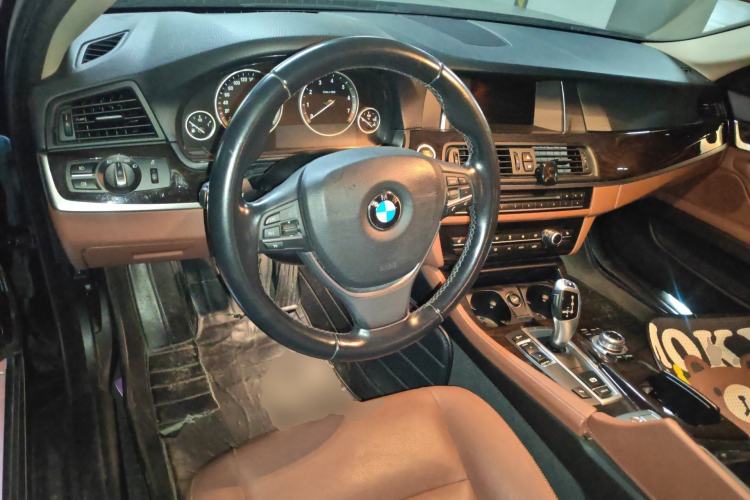 Used BMW 5 Series 2017 525Li Leading Model