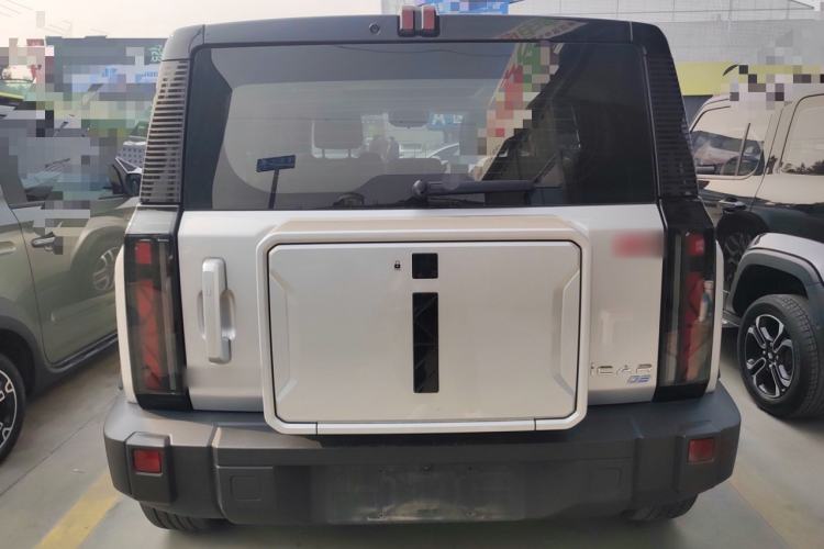 Used iCAR 03 2024 472km Four-Wheel Drive Long-Range Intelligent Advanced Version
