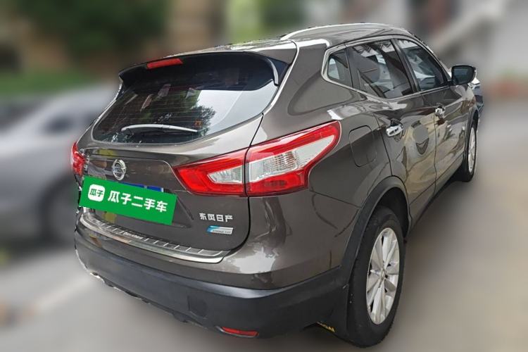 Used Nissan Qashqai 2016 2.0L CVT Elite Edition Rear Right 45 Deg