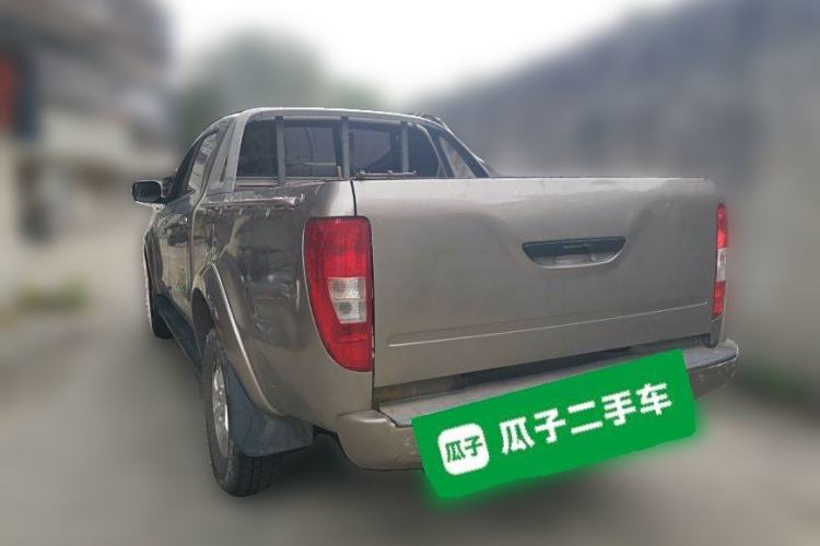 Used JMC Yuhu 5 2019 2.0T Classic Edition Diesel Automatic 2WD LX Long Wheelbase JX4D24A5L