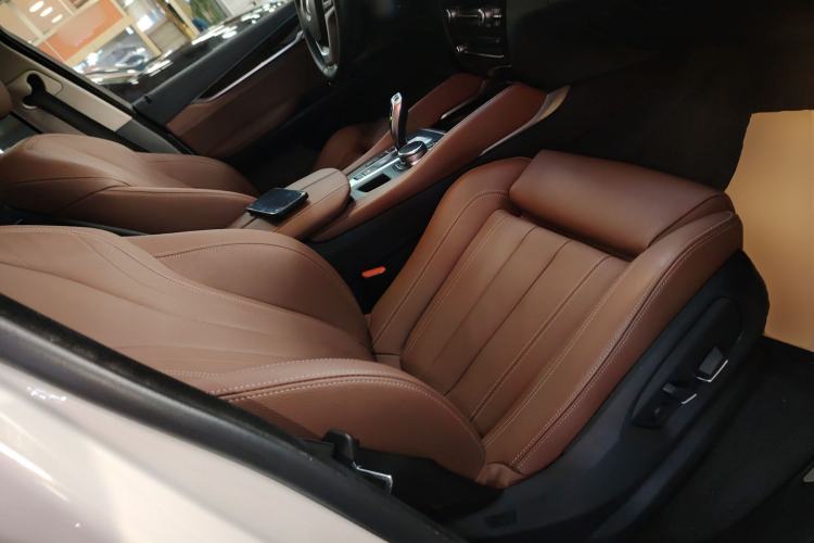 Used BMW X6 2018 xDrive28i
