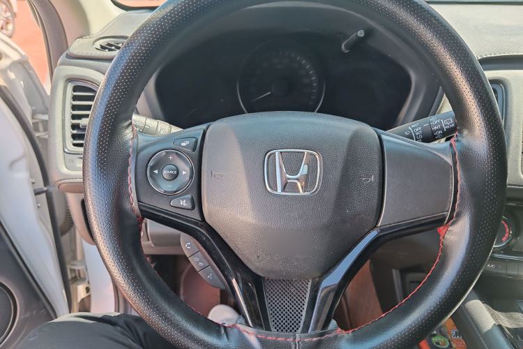 Used Honda Vezel 2020 1.5L CVT Pioneer Edition
